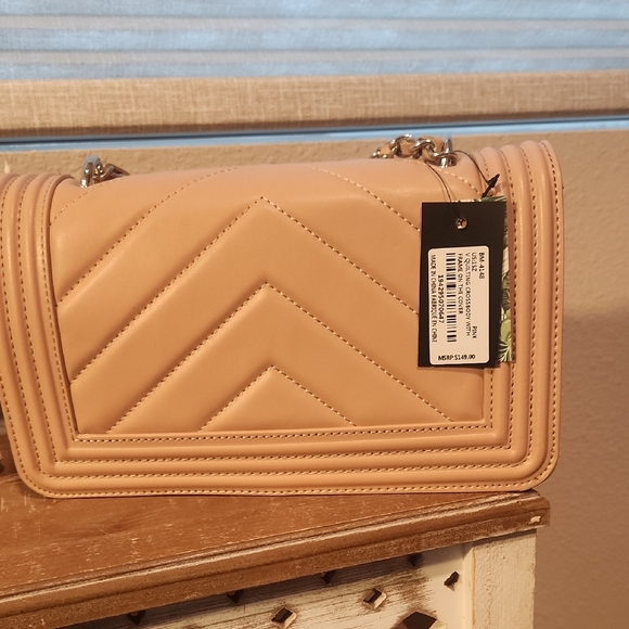 Nwt- Elegant Pink Badgley Mischka Vegan Leather Quilted Crossbody Shoulder Bag - Picture 11 of 12